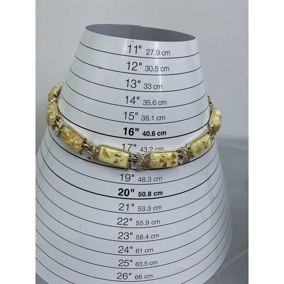 Vintage Coro Necklace & Earrings Set With Yellow Marbled Design - Picture 2 of 8